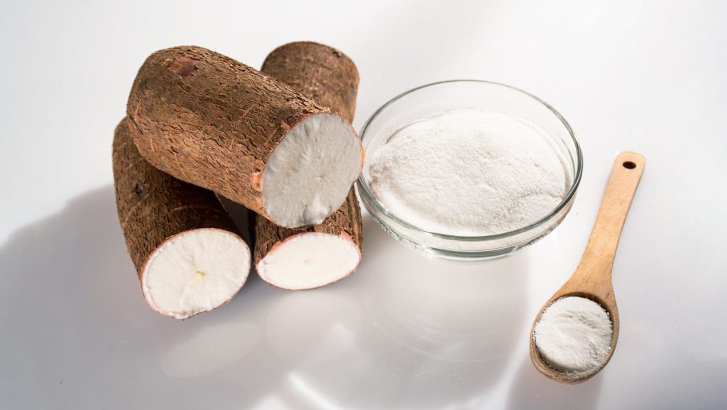 Cassava nermalet till pulver
